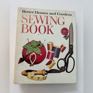 Vintage MCM Better Homes and Gardens Sewing Book